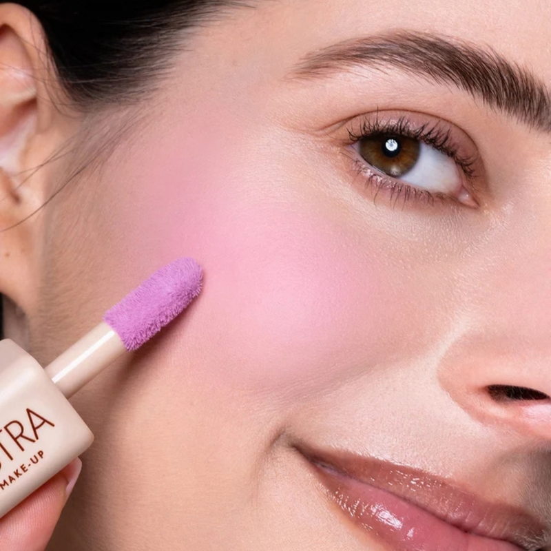 Mat & Gentle Mousse Blush Plié
