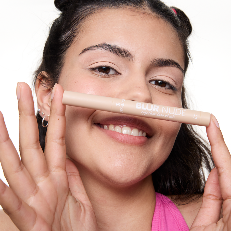 Essence Blur Nude Eyeshadow Stick 01 Vanilla Foam