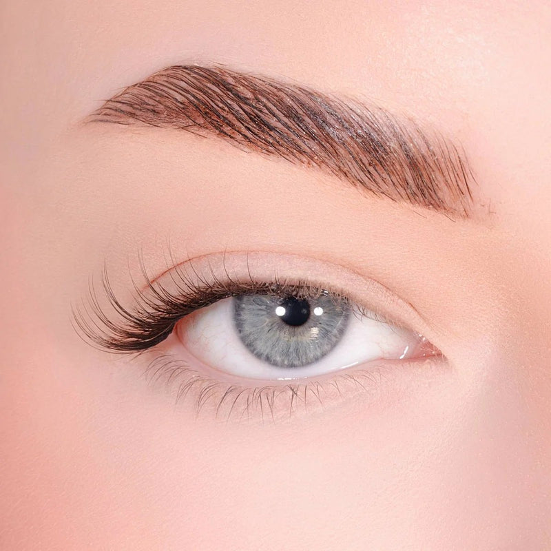 Lola's Lashes Tapered Flick Pre-glued Half Lashes Set, voorgelijmde halve nepwimpers met applicator