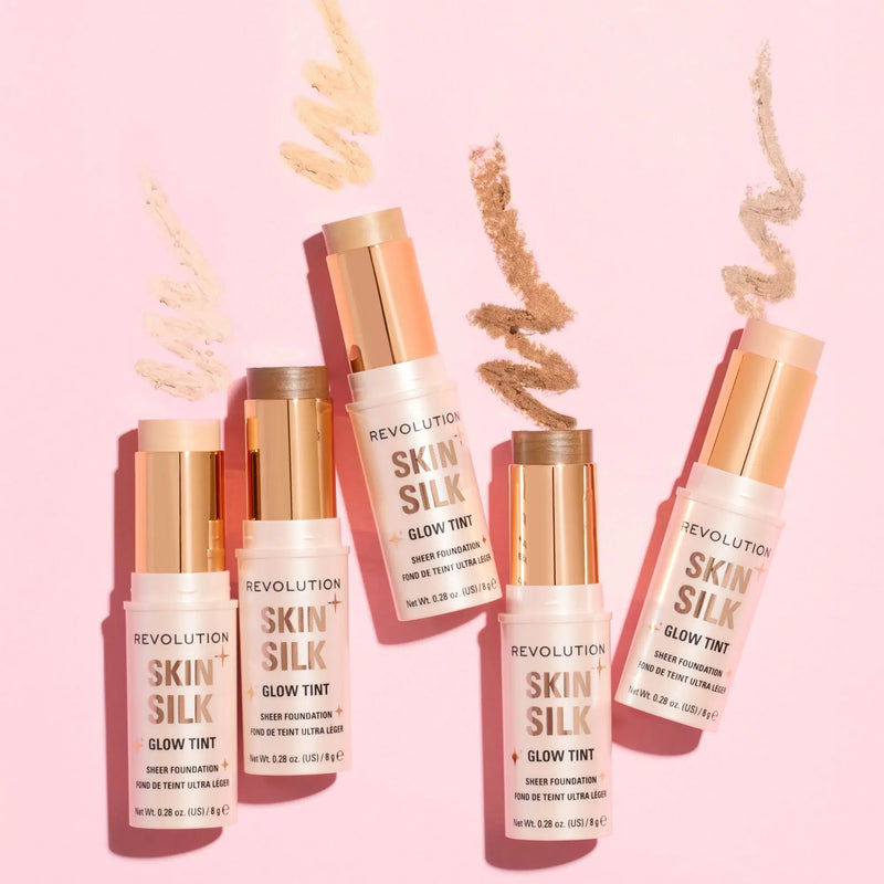 Revolution Skin Silk Glow Tint Sheer Foundation Stick Fair, foundation stick met natuurlijke glow, foto 4 van 4