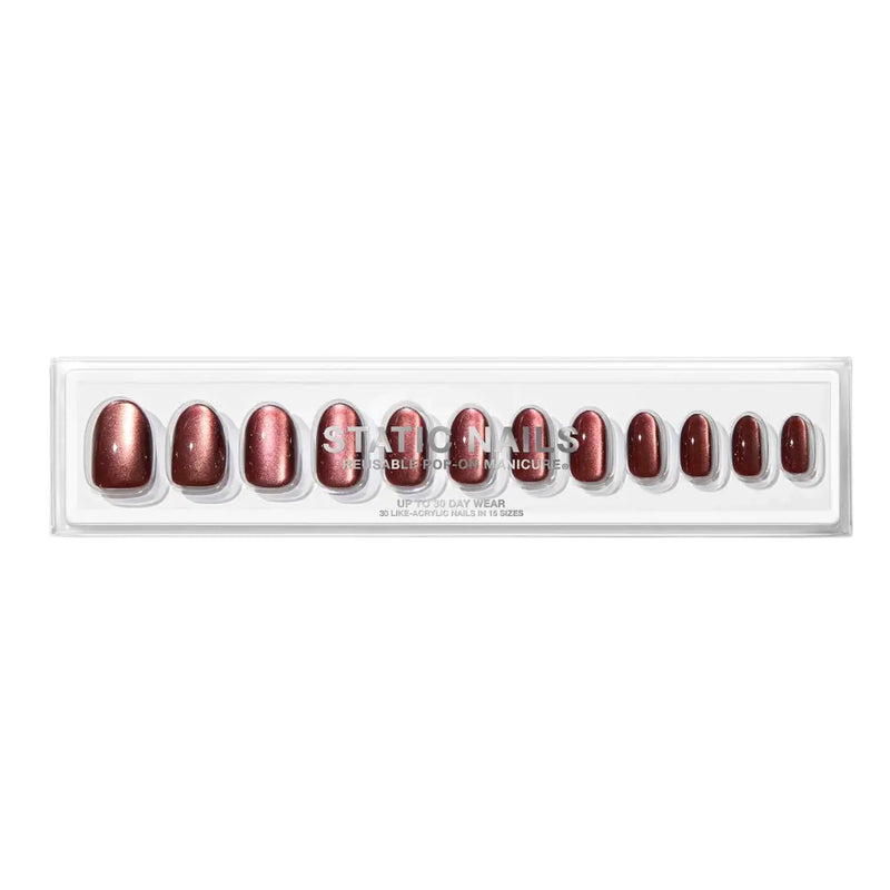 Static Nails Reusable Pop-On Manicure Influenced Round