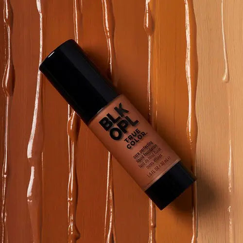 Black Opal True Color Pore Perfecting Liquid Foundation 340 Truly Topaz, foto 3 van 3