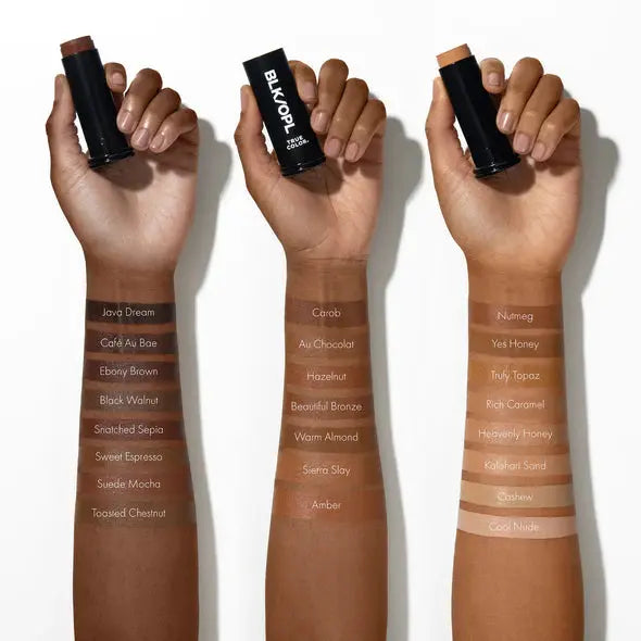 Black Opal True Color Skin Perfecting Stick Foundation SPF15 640 Suede Mocha, foto 2 van 6