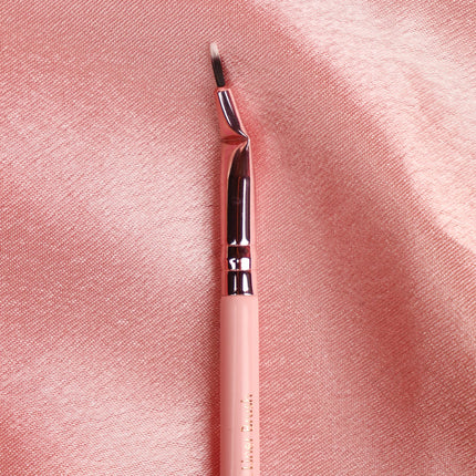 Boozyshop Soft Pink & Gold Bended Tight Liner Brush