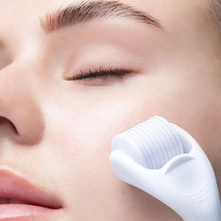 Brushworks Micro Needle Derma Roller 0.5 mm