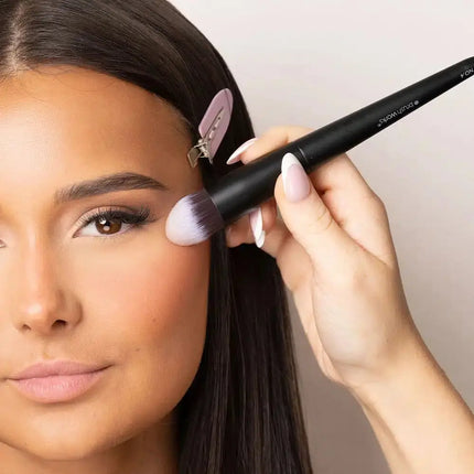 Brushworks No. 4 Tapered Precision Buffing Brush