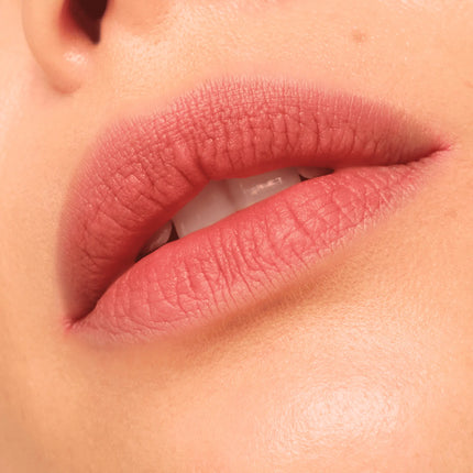 Catrice Blur-Real Matte Lipstick 030 Whisper Nude