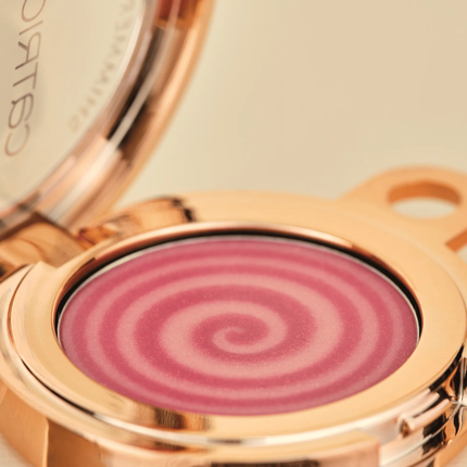 Catrice Hollyglazing Shimmer Lip Balm Jingle Balm