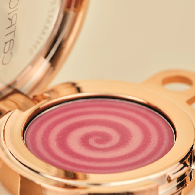 Catrice Hollyglazing Shimmer Lip Balm Jingle Balm