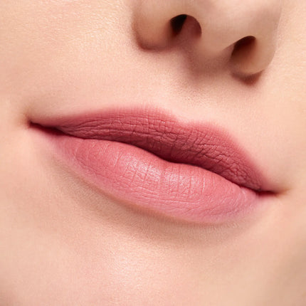 Essence Blur Soufflé Matte Lip Cream 09 Ghost Typing