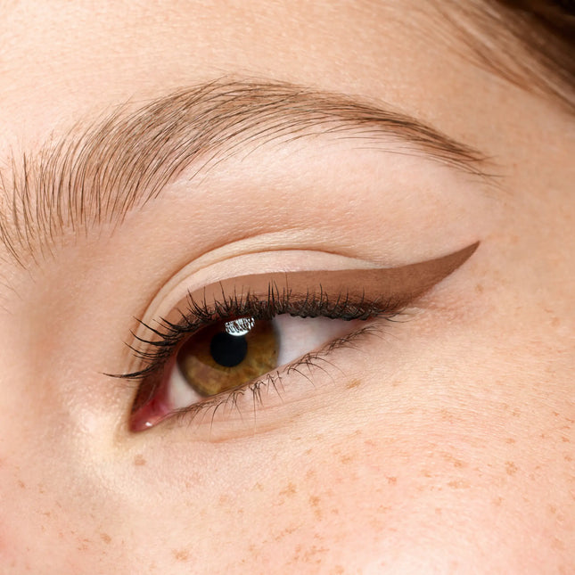 Essence Colour It! Liquid Eyeliner 05 Chocolate Brown