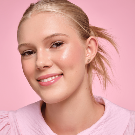 Essence Disney Alice In Wonderland Liquid Highlighter 01 Grin & Glow