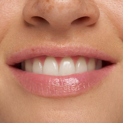 Essence Lip Swirl Caring Mask 01