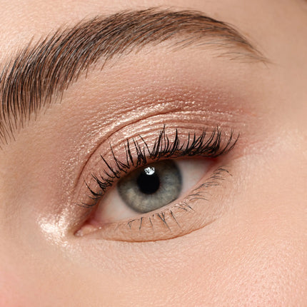 Essence Mono Eyeshadow Pearly 02 Silky Taupe