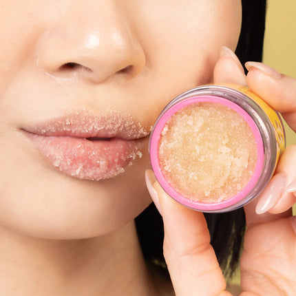 Jeffree Star Cosmetics Velour Lip Scrub Banana Cream Pie