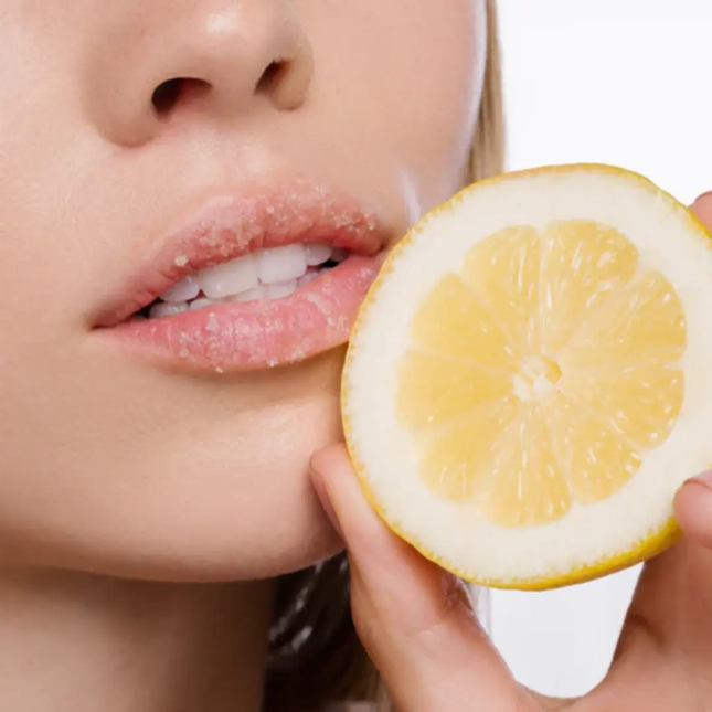 Jeffree Star Cosmetics Velour Lip Scrub Lemon Icebox Cookie