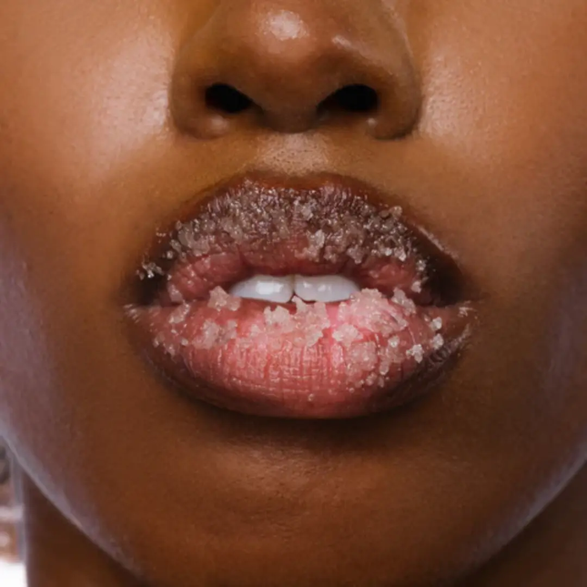 Jeffree Star Cosmetics Velour Lip Scrub Strawberry Gum