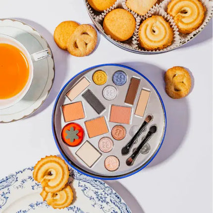 Kara Beauty Royal Dansk® Cookie Tin Creative Beauty Palette