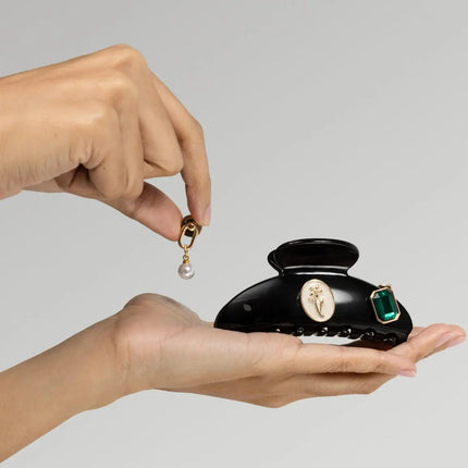 Kitsch KitschPop Charms & Curved Claw Clip Set Vintage Black