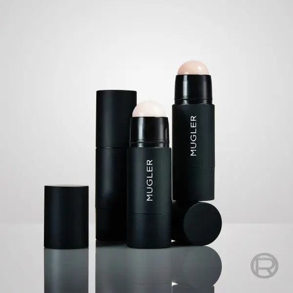 L'Oréal Paris x Mugler Magnetic Highlighter Stick Crystal