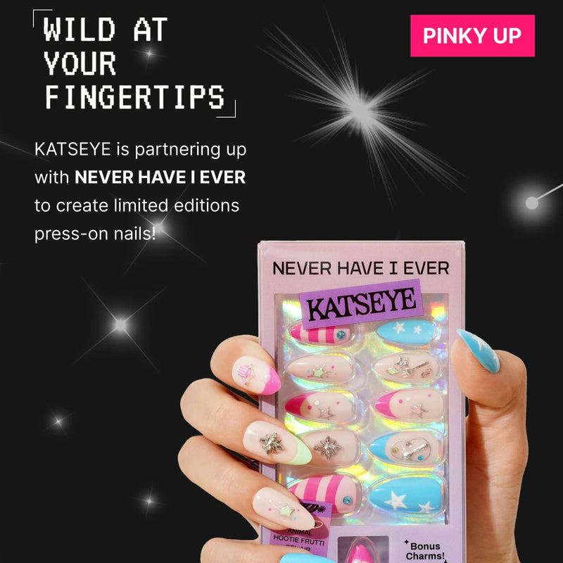 Never Have I Ever Press-on Nails Katseye Pinky Up, herbruikbare press-on nagels met roze swirls., foto 6 van 6