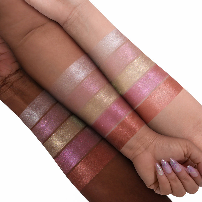 Singe Beauty Evocative Glazed Highlighter Flashy Fluorite, highlighter met glass-like finish, foto 2 van 4