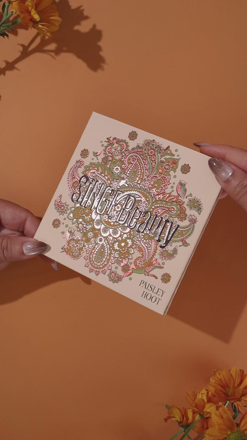 Singe Beauty Paisley Hoot Palette 4