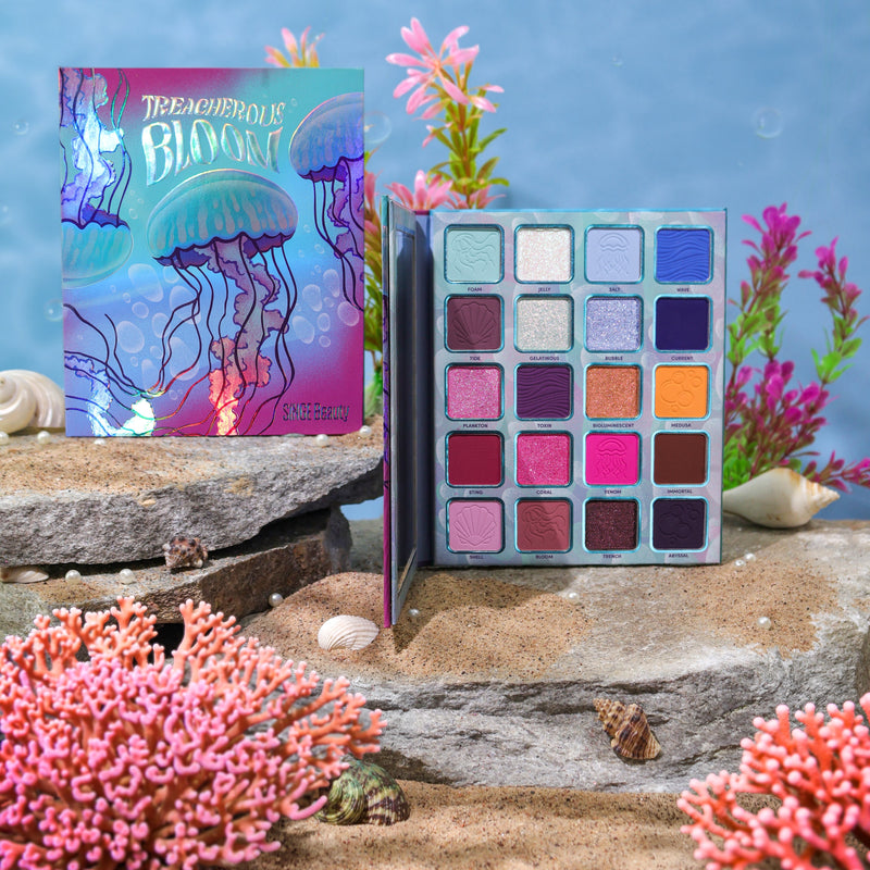 Singe Beauty Treacherous Bloom Palette, oogschaduw palette met 20 tinten, foto 4 van 5
