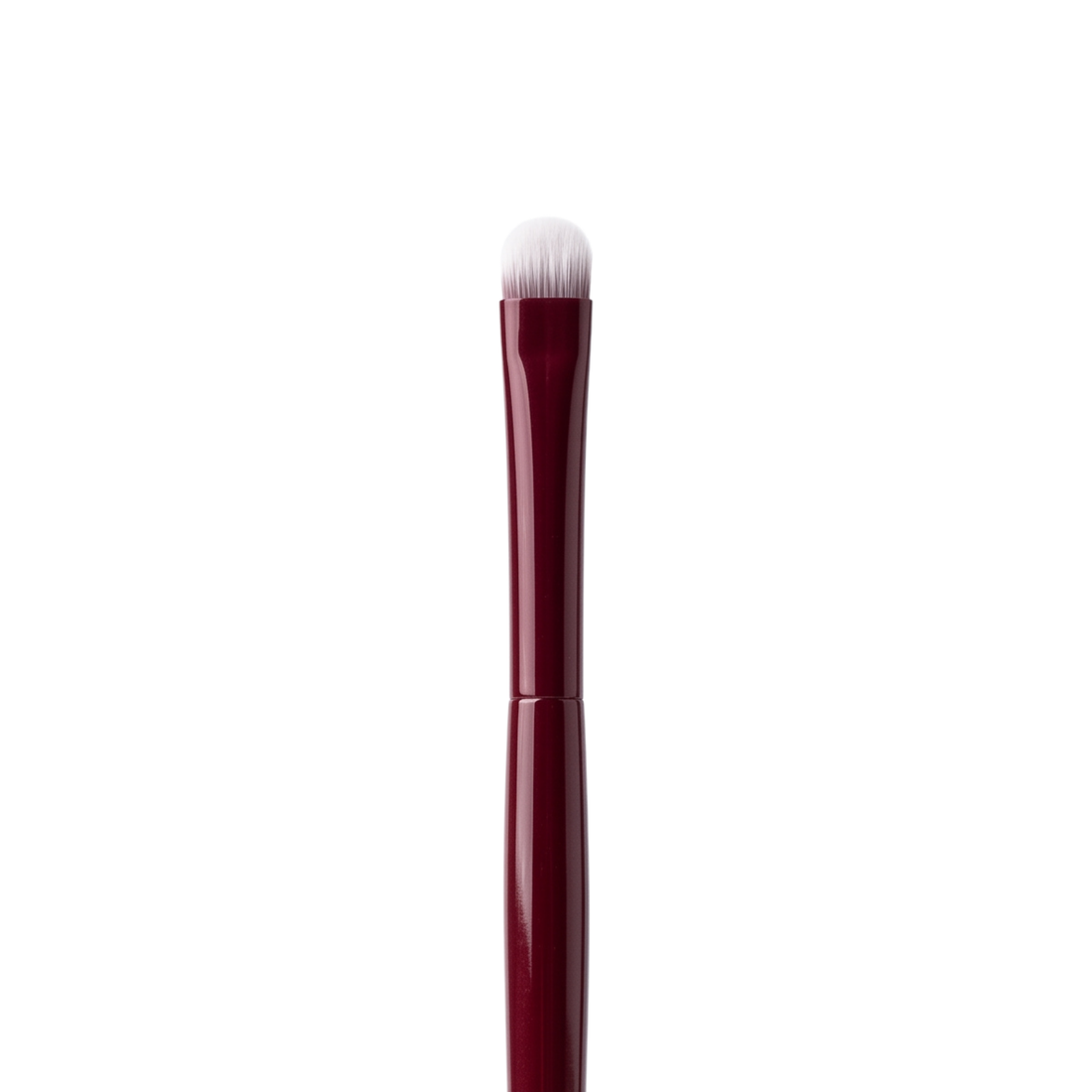 Boozyshop Flawless Smudge Brush, gros plan de la tête du pinceau sur fond blanc